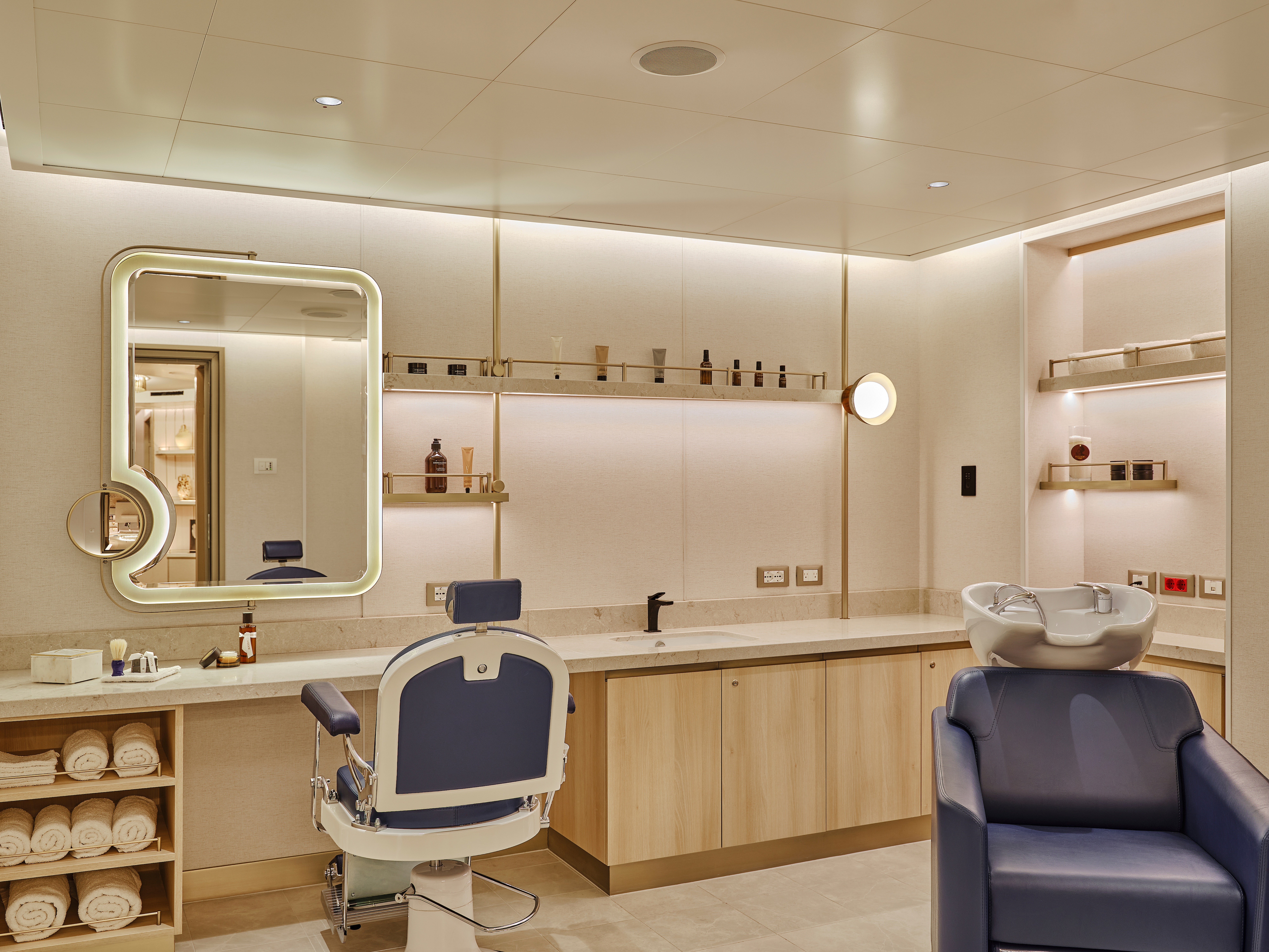 Silver Dawn - Otium Beauty Salon